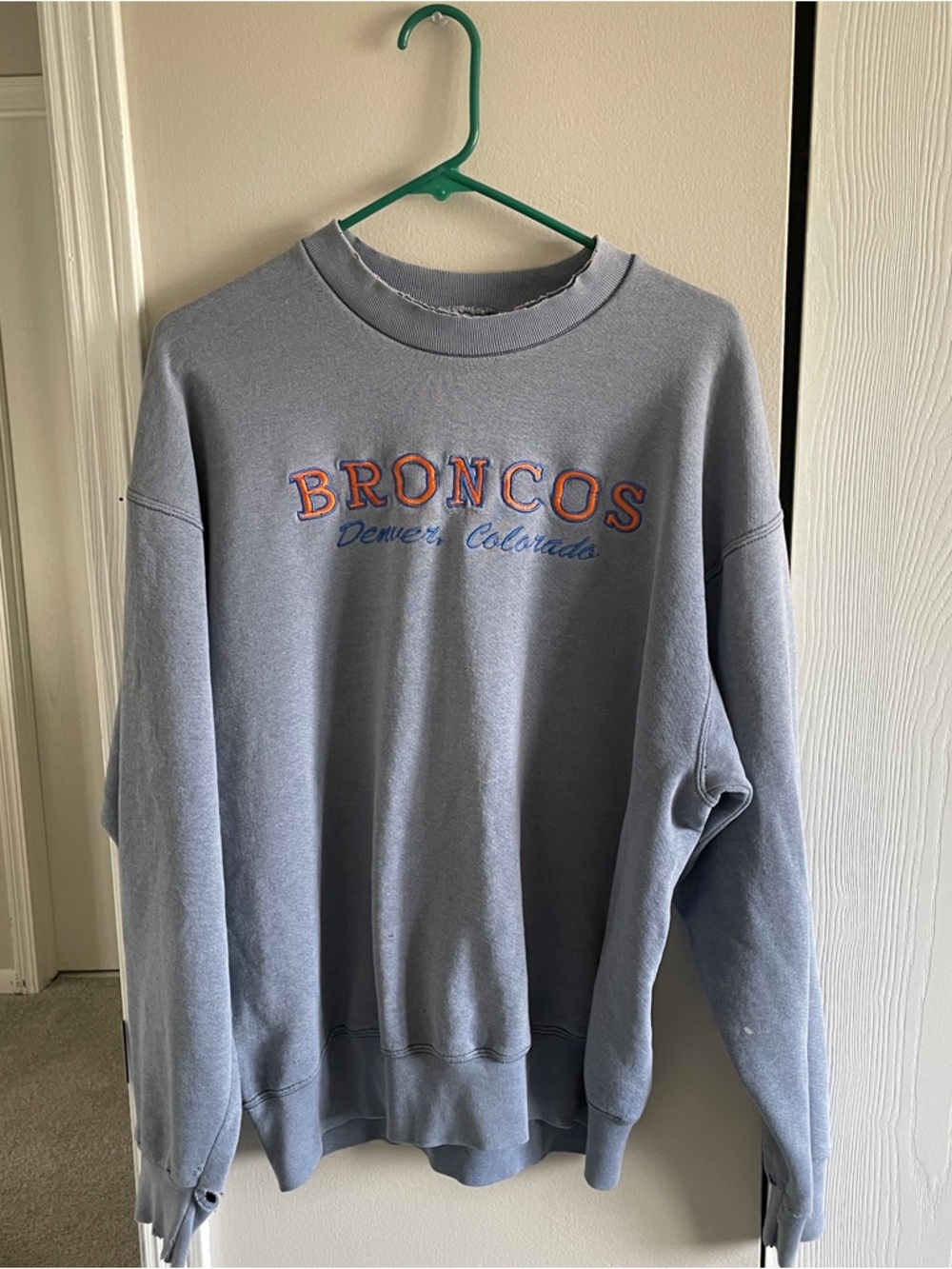 Denver Broncos crewneck sweatshirt / XL